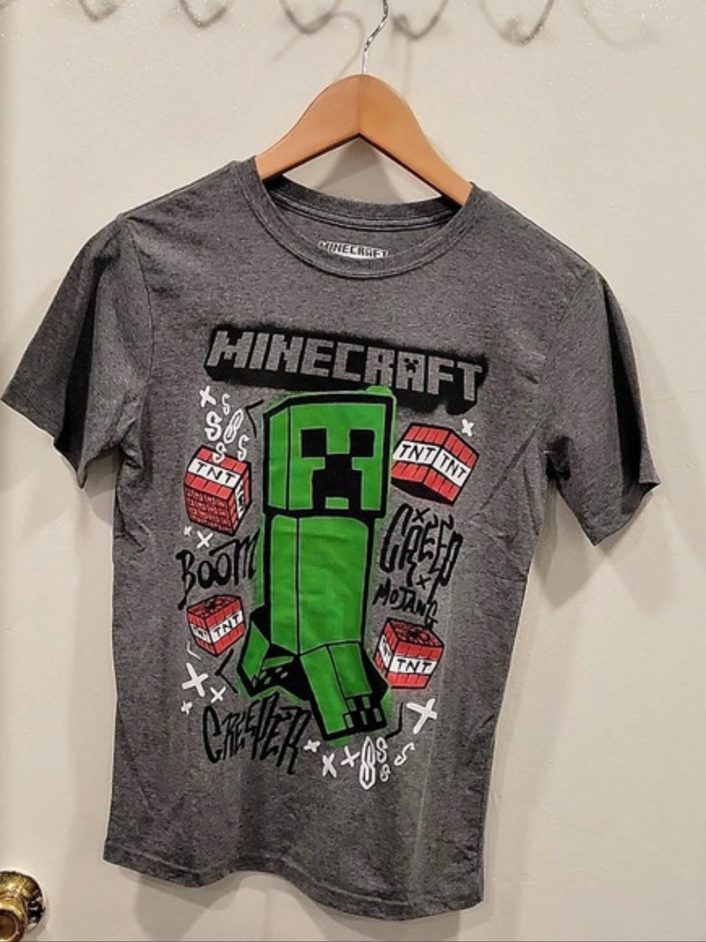 Minecraft Creeper Graffiti Graphic T-Shirt Gray & Green Boys Large